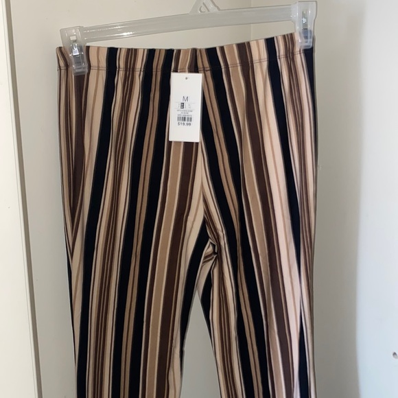 High-Waisted Bootcut/Flare Leggings from Urban Planet - Picture 1 of 3